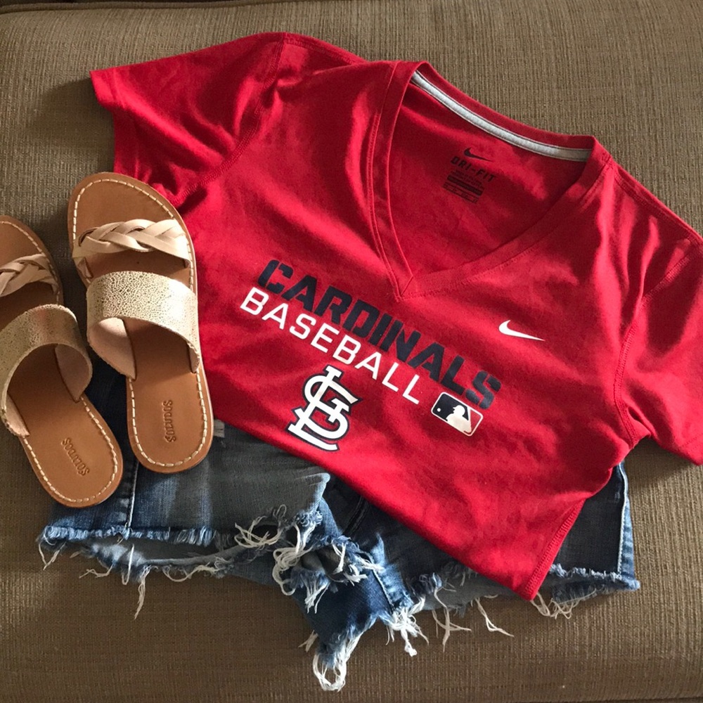 St. Louis Cardinals dri fit shirt. XS